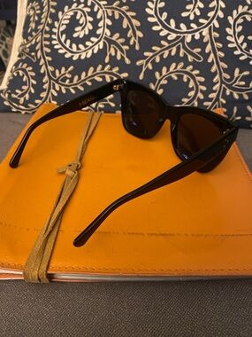 I-SEA BILLIE Black Sunglasses